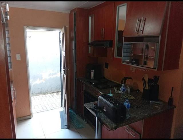 3 BEDROOM HOUSE FOR SALE IN WINDMILL PARK